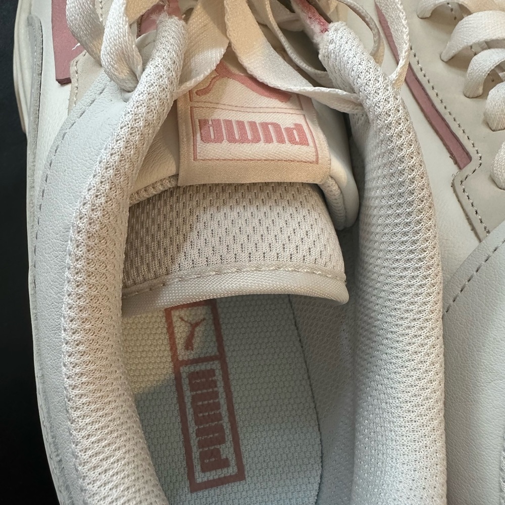 PUMA Women's Cream and Pink Platform Sneakers size 9.5 new no box no tags - Picture 6 of 11